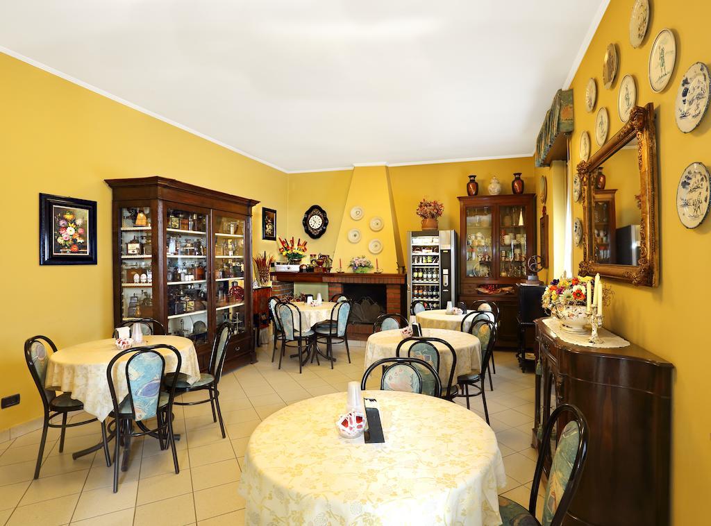 Albergo Il Gufo Parma Exterior photo